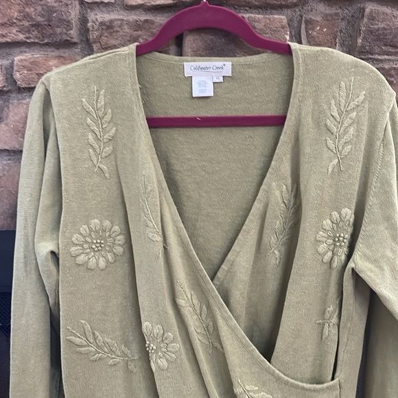 Coldwater creek green sweater with floral design. Size 1X - Picture 4 of 8